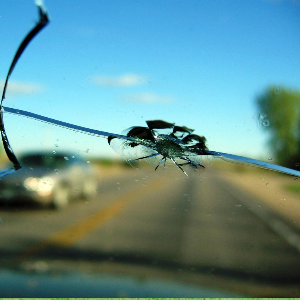 Техосмотр с трещиной на лобовом стекле Техосмотр с трещиной на лобовом стекле